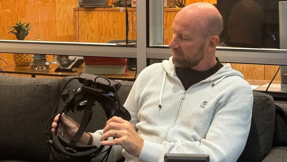 valve-adjusts-steam-frame-launch-strategy-as-global-component-shortages-impact-extended-reality-hardware-markets