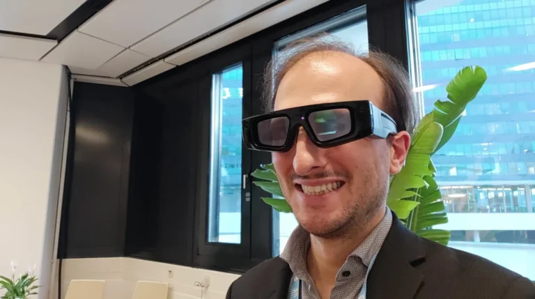 the-global-xr-landscape-shifts-as-tech-giants-unveil-enterprise-solutions-and-ai-integration