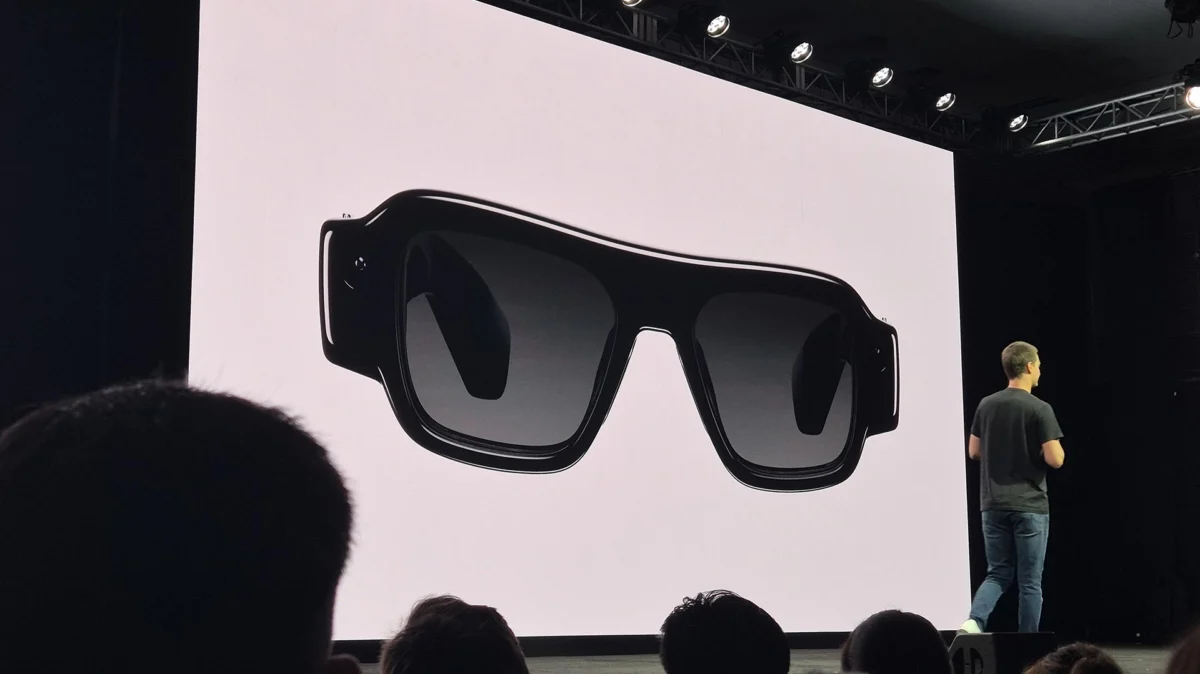 snap-officializes-specs-launch-as-extended-reality-industry-navigates-financial-shifts-and-hardware-evolution