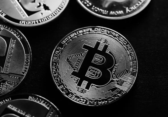 over-the-counter-desks-emerge-as-crucial-pillars-for-professional-and-institutional-crypto-trading-in-a-maturing-digital-asset-landscape